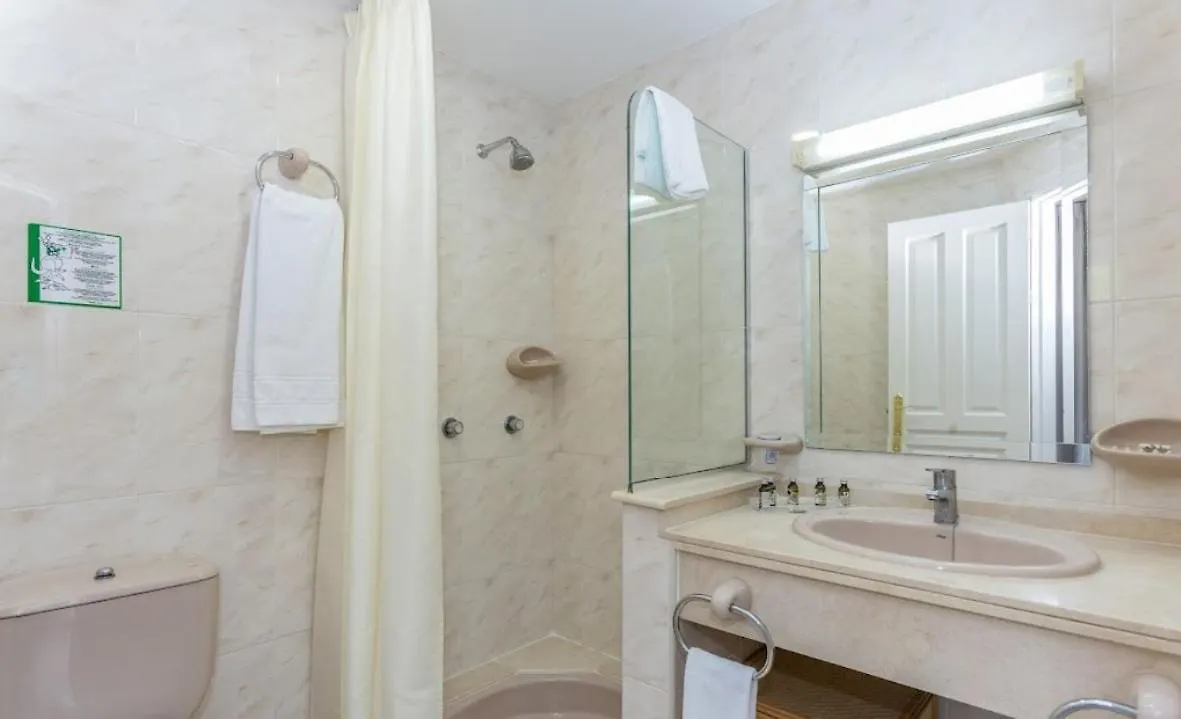Aparthotel Ona - Marbella - Elviria Playa - Suite Apartamento Para 6 En Jardines Del Hotel Don Carlos 5Gl