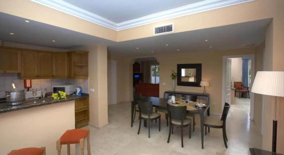 Aparthotel Ona - Marbella - Elviria Playa - Suite Apartamento Para 6 En Jardines Del Hotel Don Carlos 5Gl
